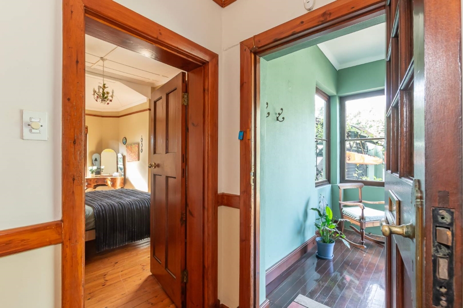 6 Bedroom Property for Sale in Newlands Western Cape